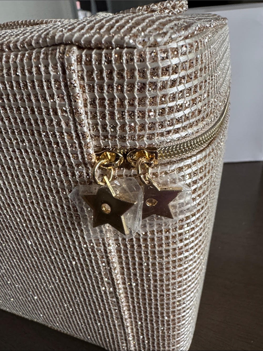 Dior GWP Vanity Case Gold - Picture 2 of 6